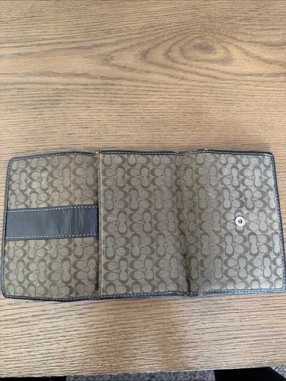 Coach Signature Canvas Trifold Wallet in Khaki and Dark Brown